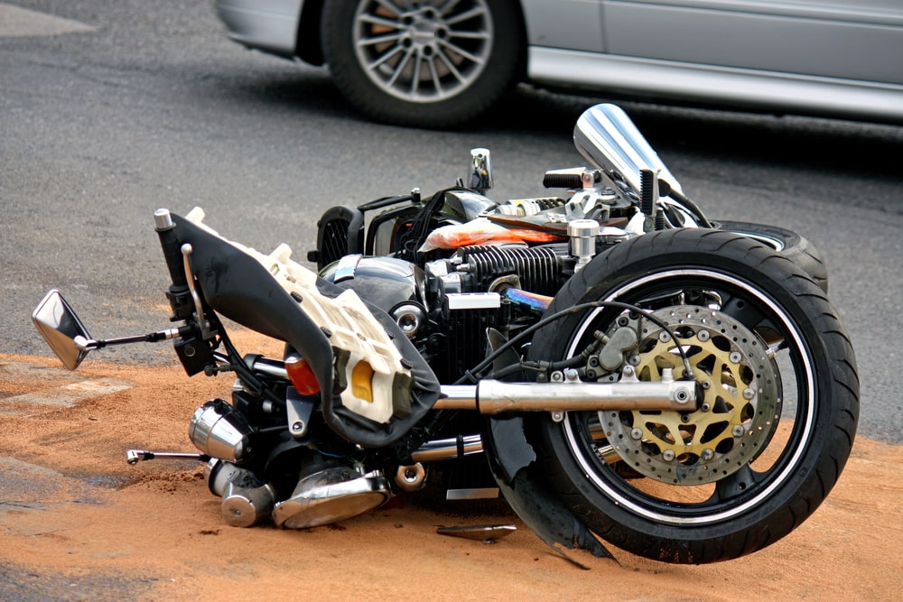 Hollywood, FL motorcycle accident lawyer assisting injured rider